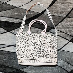 VICTORIA SECRET 2021 LIGHT PINK LEOPARD PRINT CANVAS CARRY-ALL TOTE BAG